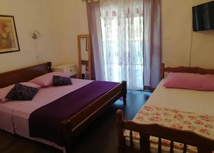 Appartement By The Sea Rogac, Solta - 5166 Grohote